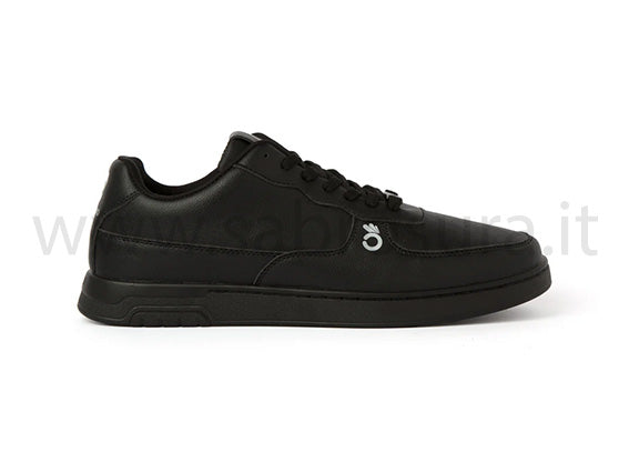 PANA MIO black low top