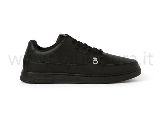 PANA MIO black low top