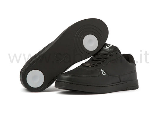 PANA MIO black low top